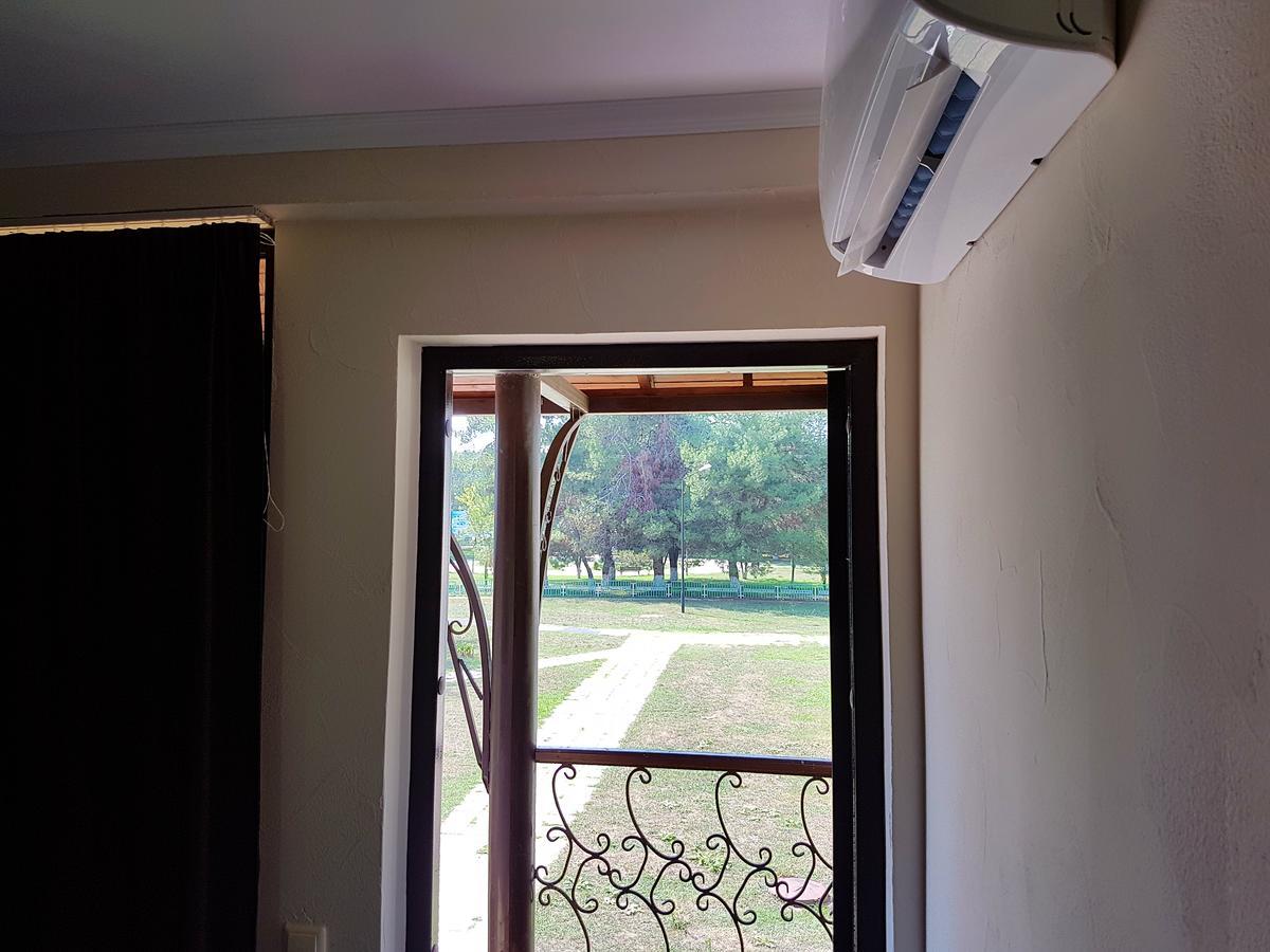 Guest House Black Sea Pitsunda Exterior foto